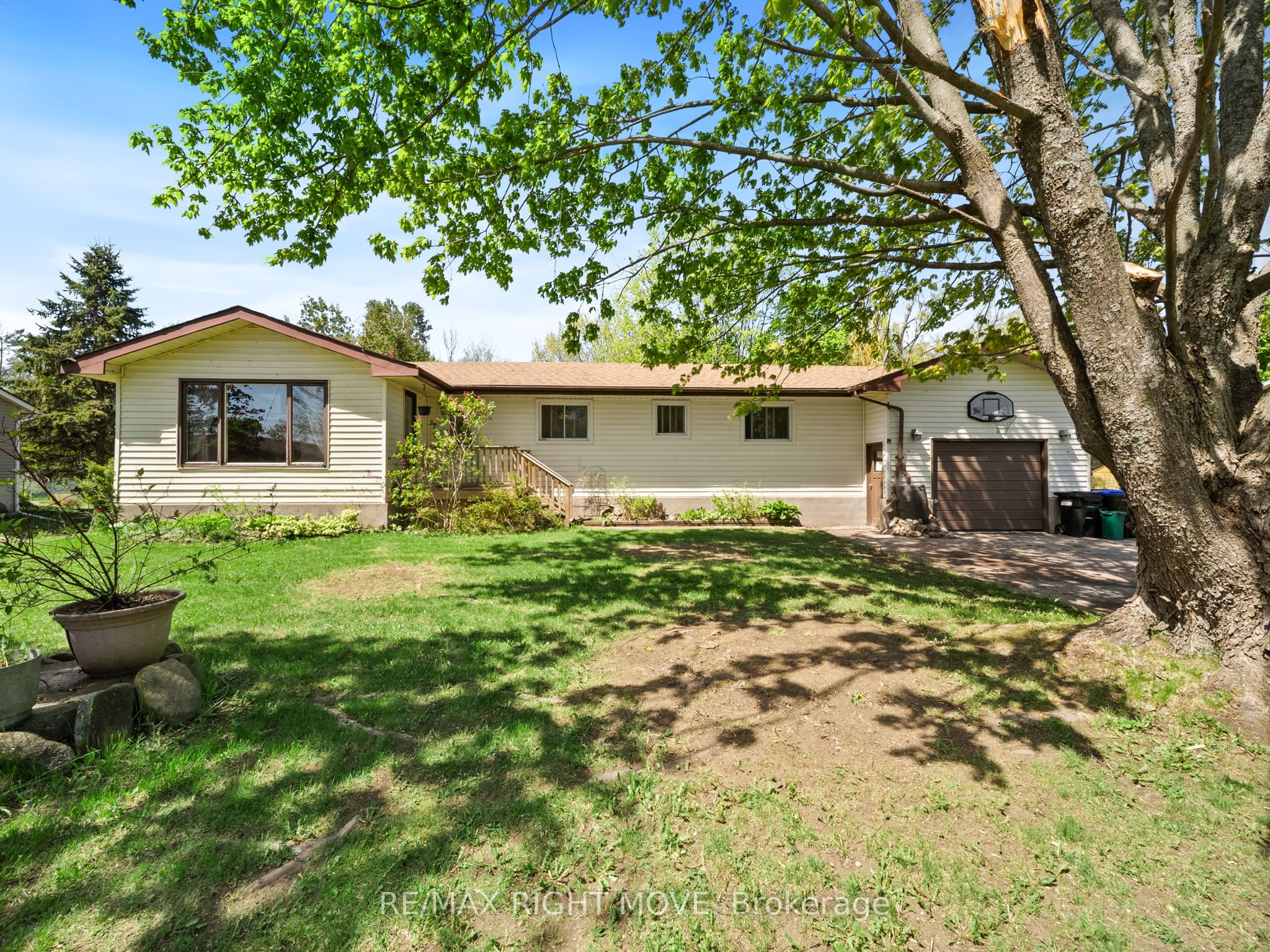 4462 Orkney Heights, Ramara, ON L3V 0S1