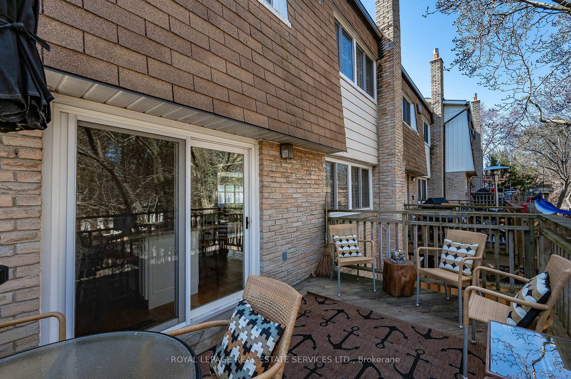 3 Bedrooms Condo at 2098 Marine,  Oakville For sale