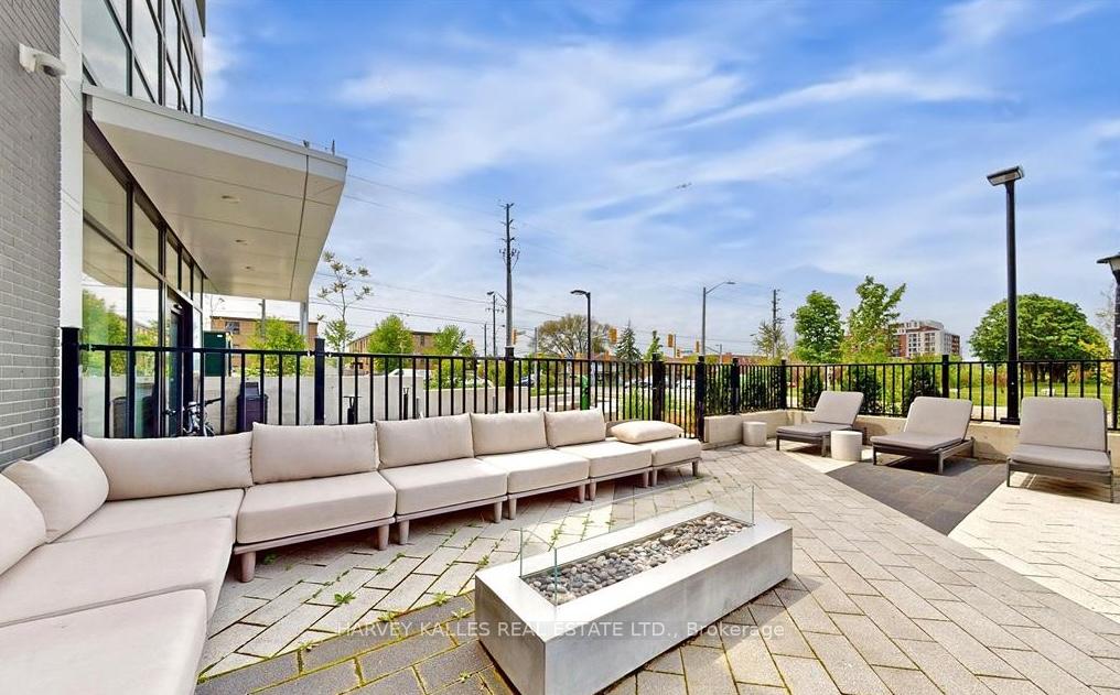 4 Bedrooms Condo at 60 George Butchart, Toronto For sale