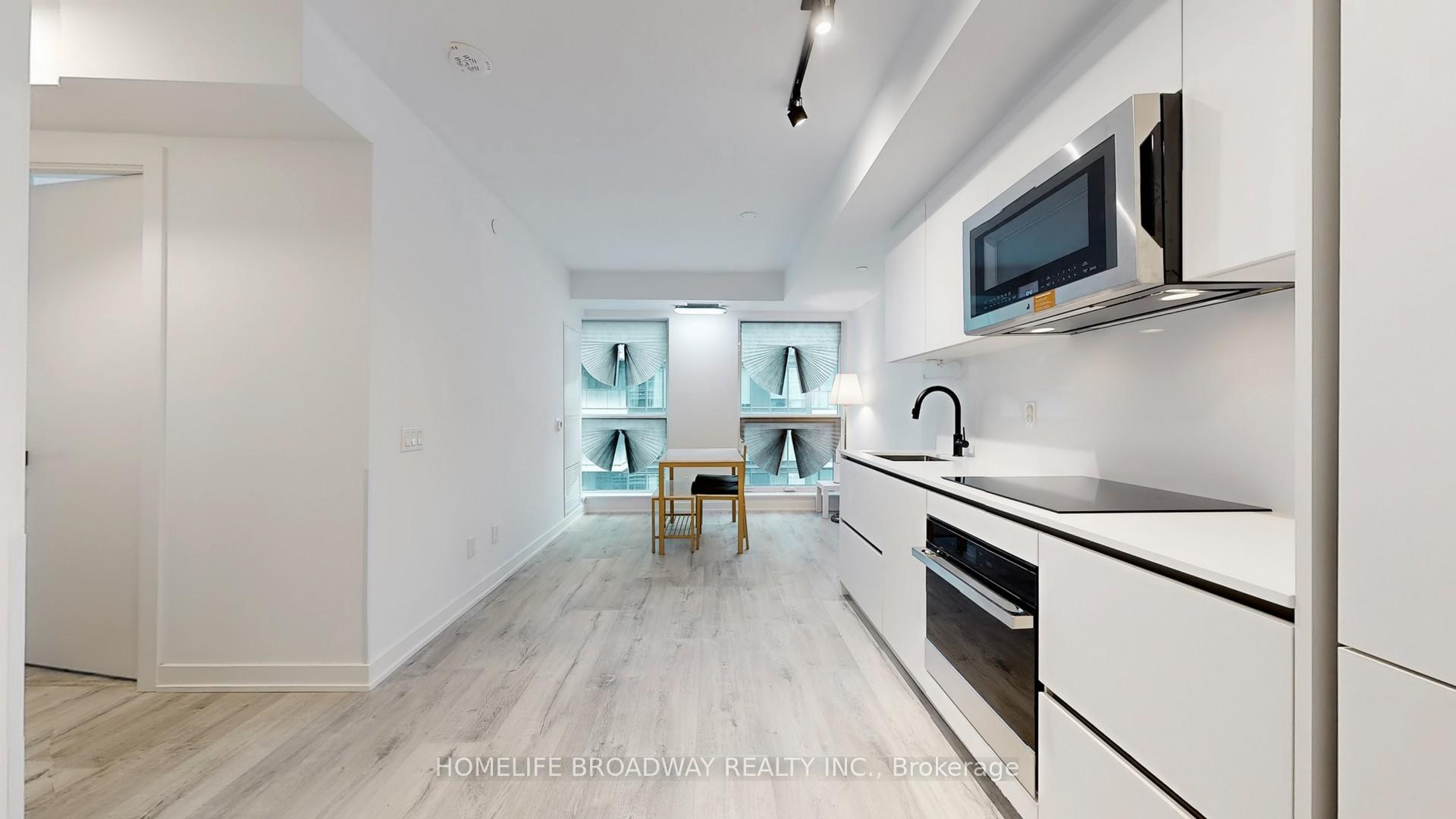 1 Bedroom Condo at 327 King, Toronto For sale