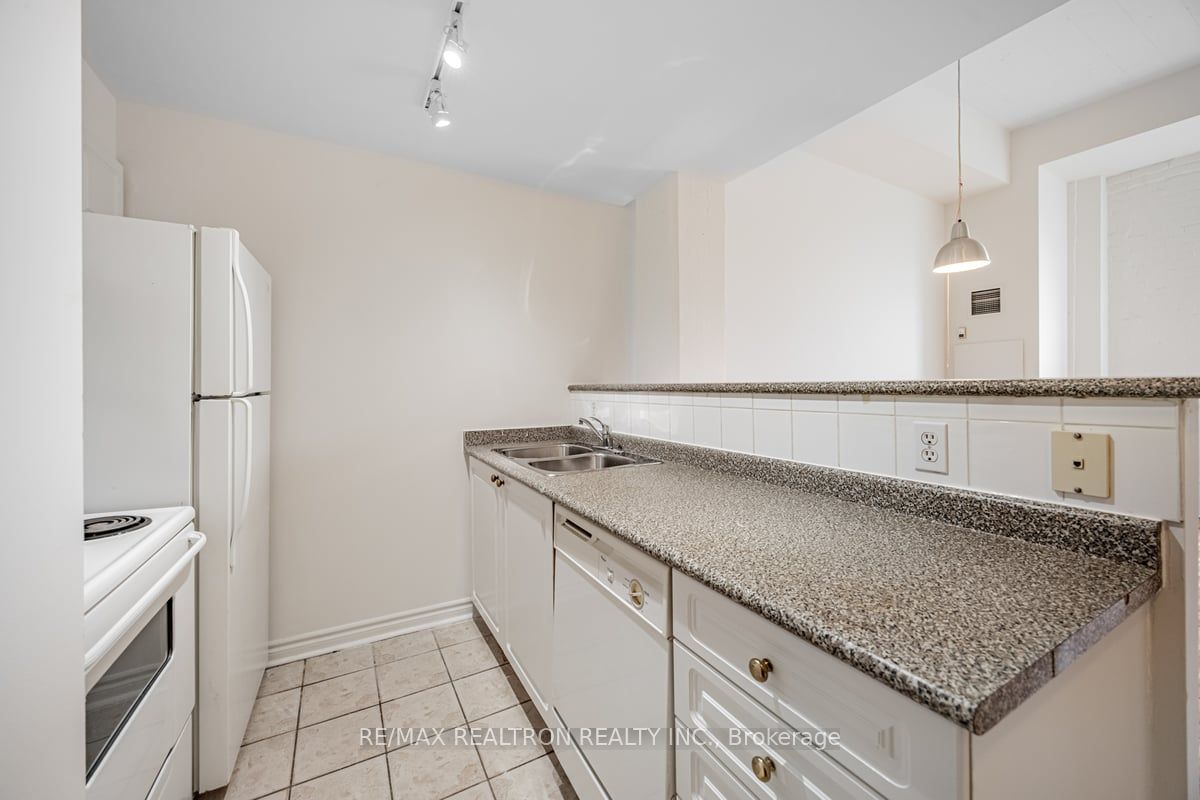 1401 Dupont Street, #225