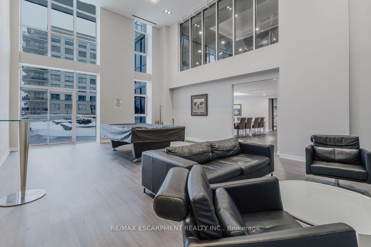 1 Bedroom Condo at 1940 IRONSTONE, Burlington For sale