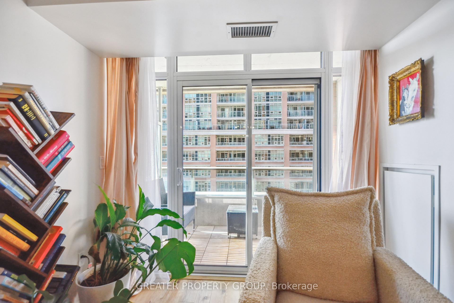 2 Bedrooms Condo at 75 East Liberty,  Toronto For sale