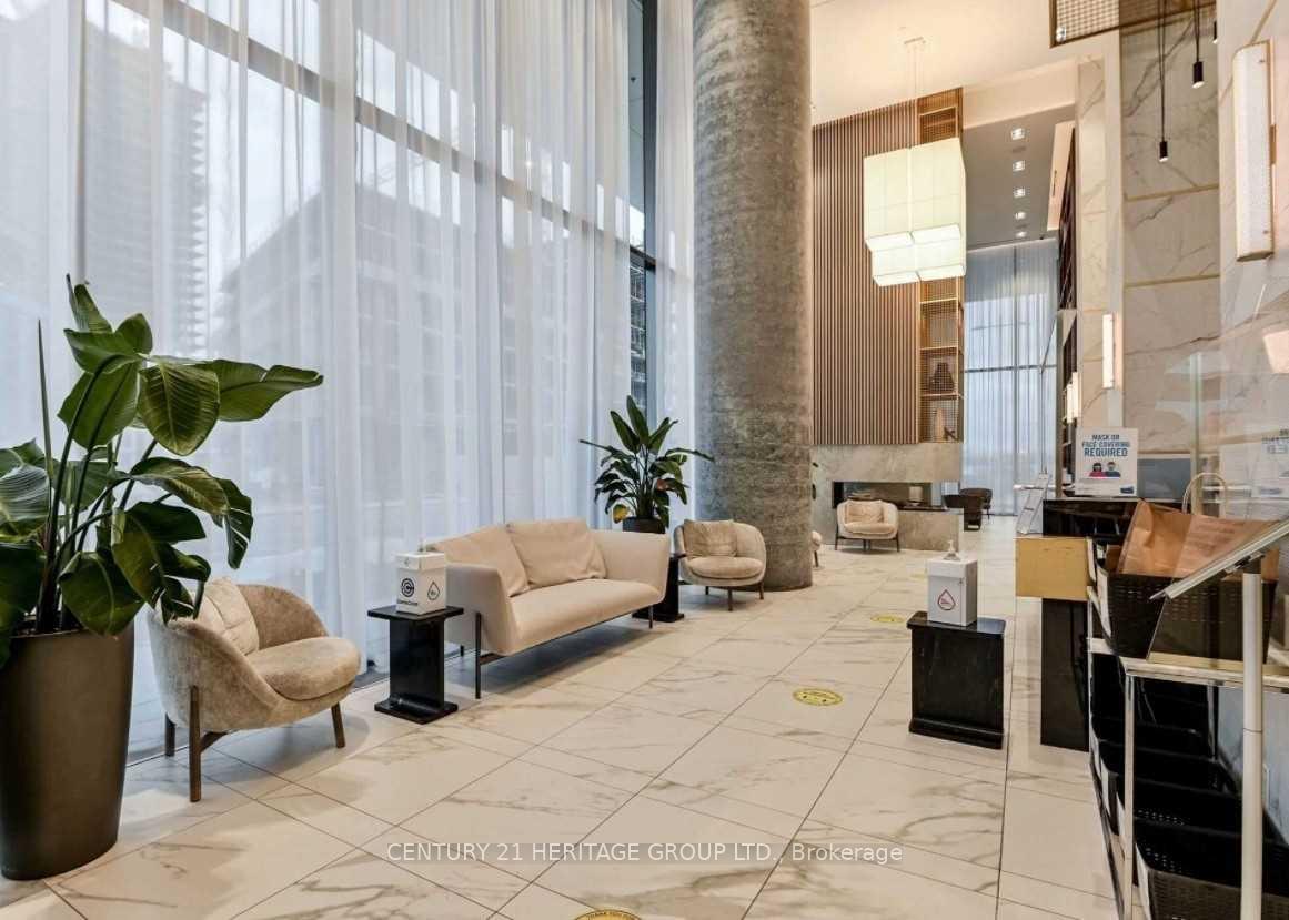 2 Bedrooms Condo at 950 PORTAGE,  Vaughan For sale