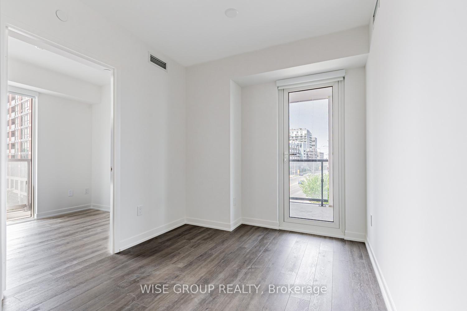 3 Bedrooms Condo at 500 Wilson, Toronto For sale