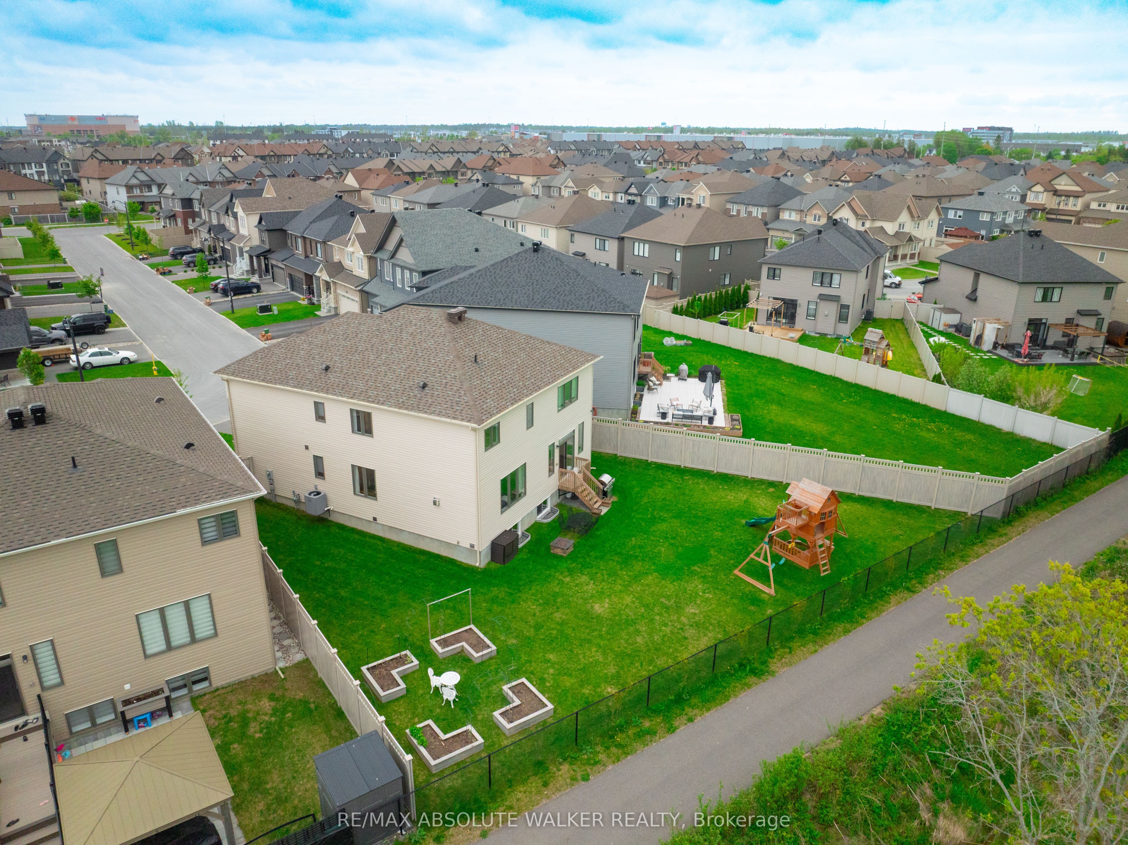 27 Eramosa Crescent