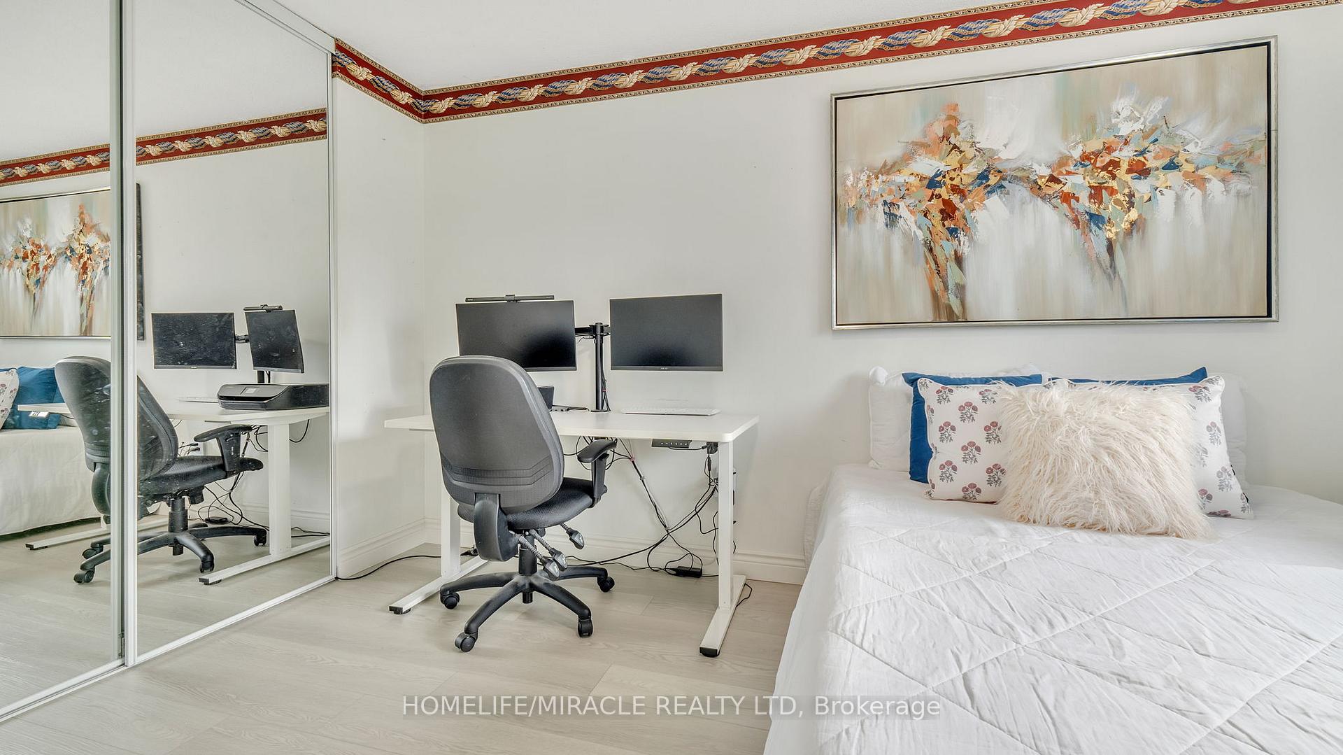 3 Bedrooms Condo at 91 Muir, Toronto For sale
