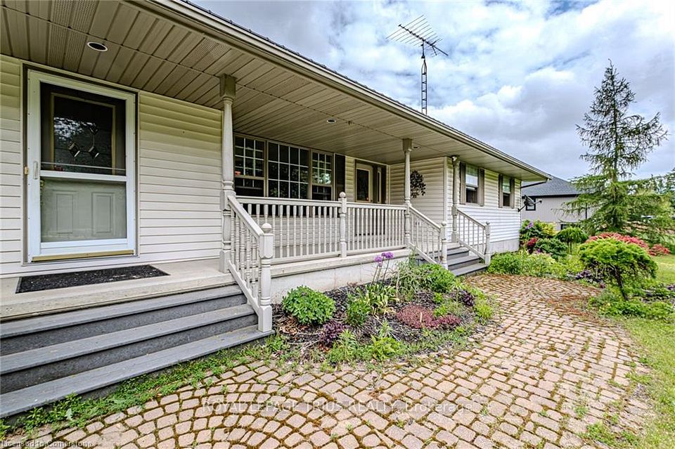 1938 Turkey Point Road, Norfolk, ON N3Y 4J9