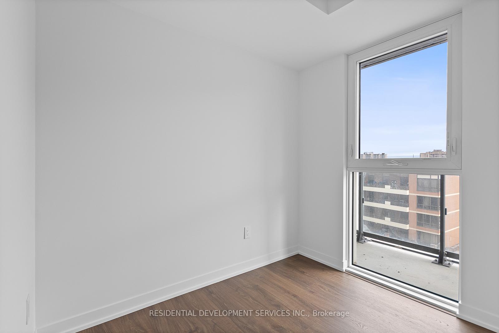 3 Bedrooms Condo at 500 Wilson,  Toronto For sale