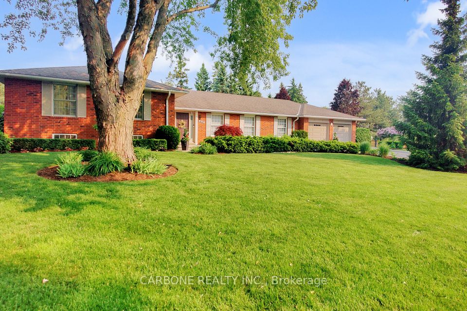 335 Forde Crescent