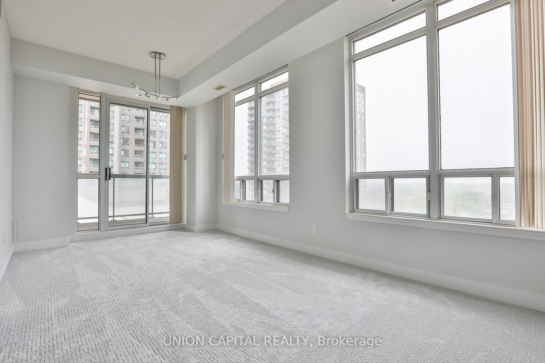 8 Hillcrest Avenue, #507