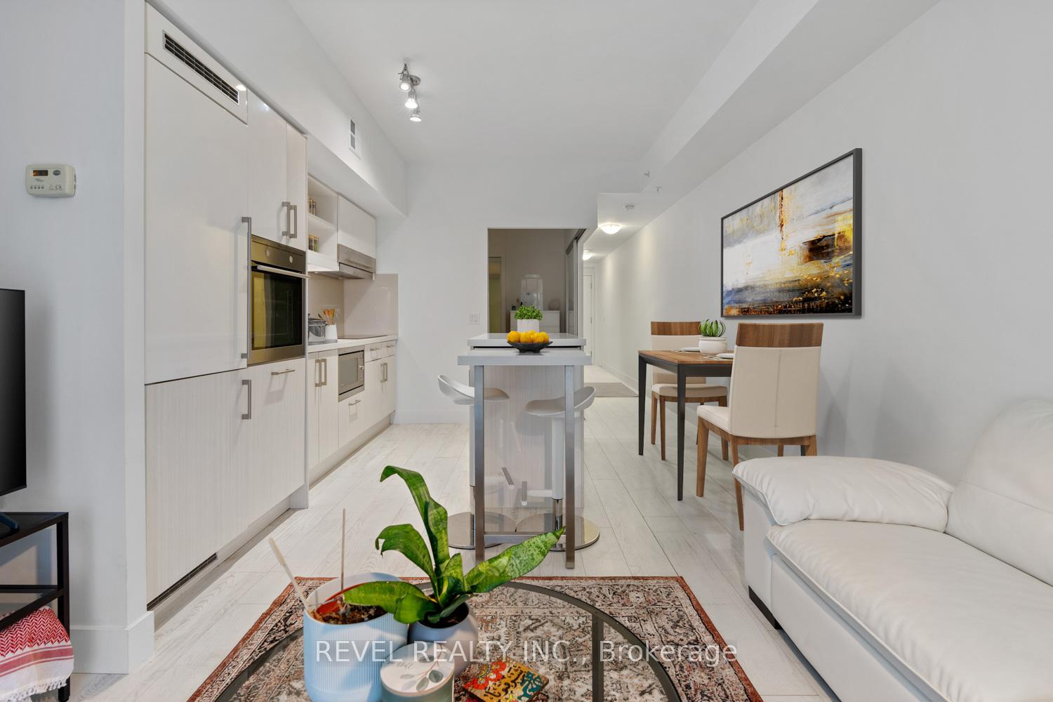 1 Bedroom Condo at 39 Sherbourne, Toronto For sale