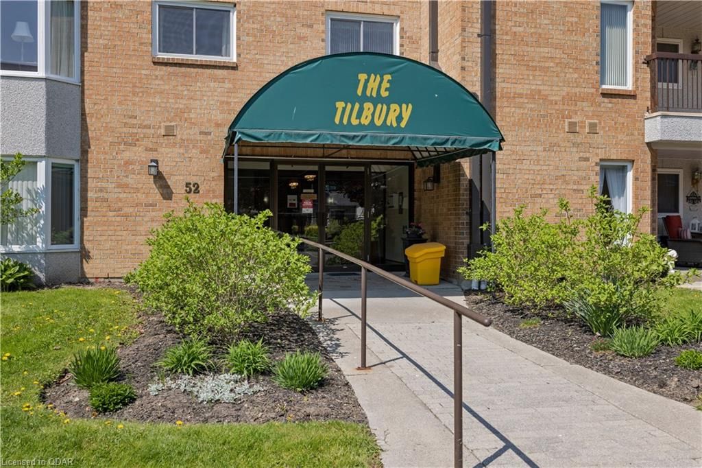 52 TRIPP Boulevard Unit# 120 Quinte West Ontario K8V 5V1