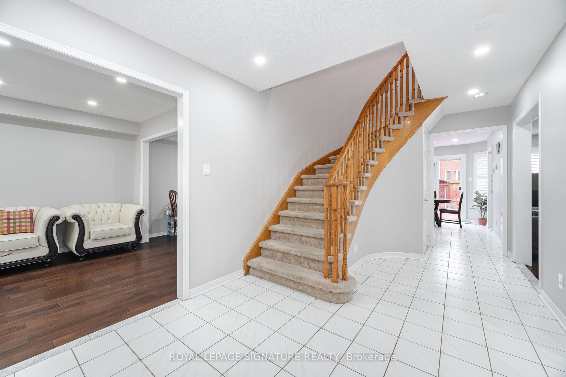 629 Amesbury Avenue