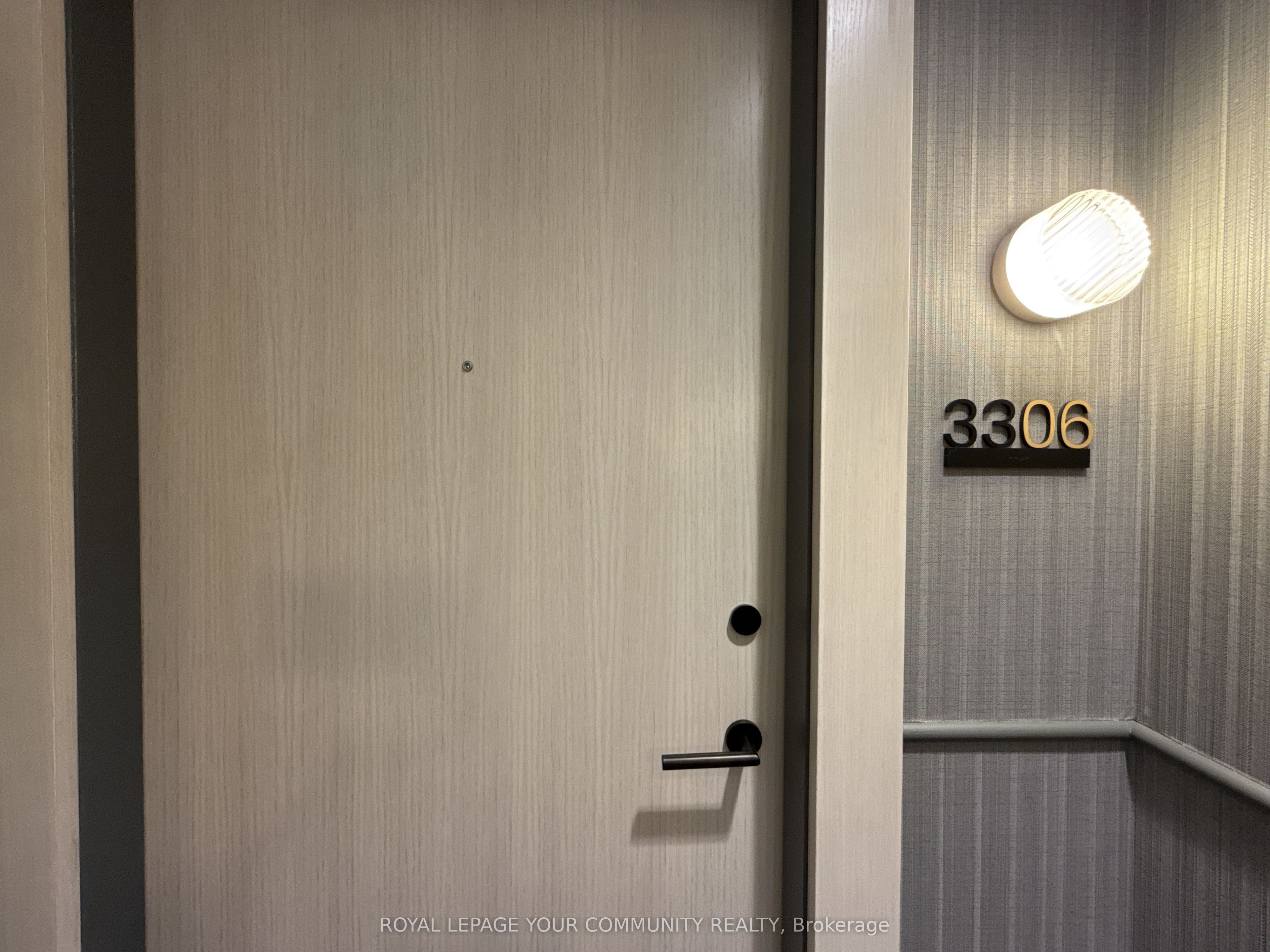 200 Redpath Avenue, #3306