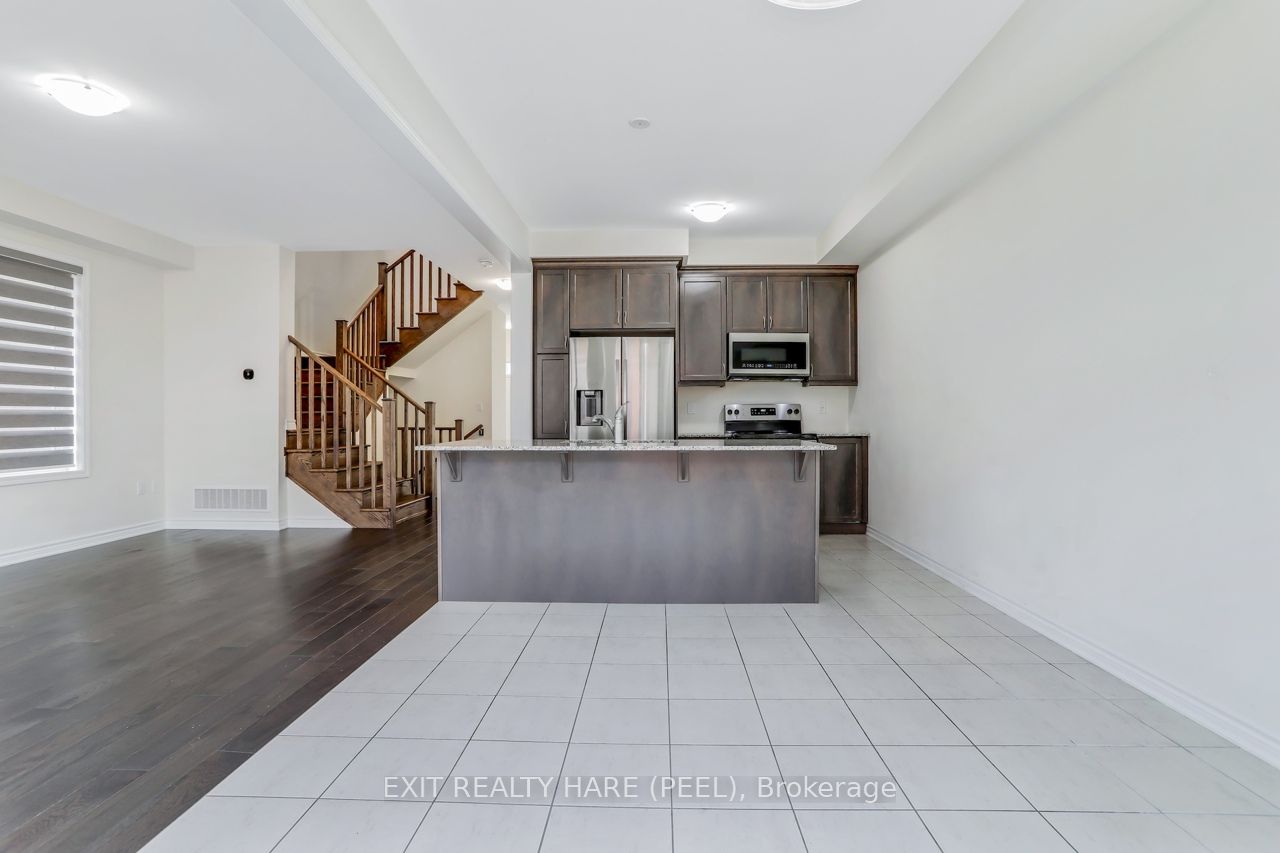 40 Speckled Alder Street