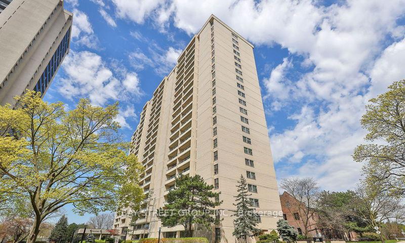 2 Bedrooms Condo at 360 Ridelle, Toronto For sale