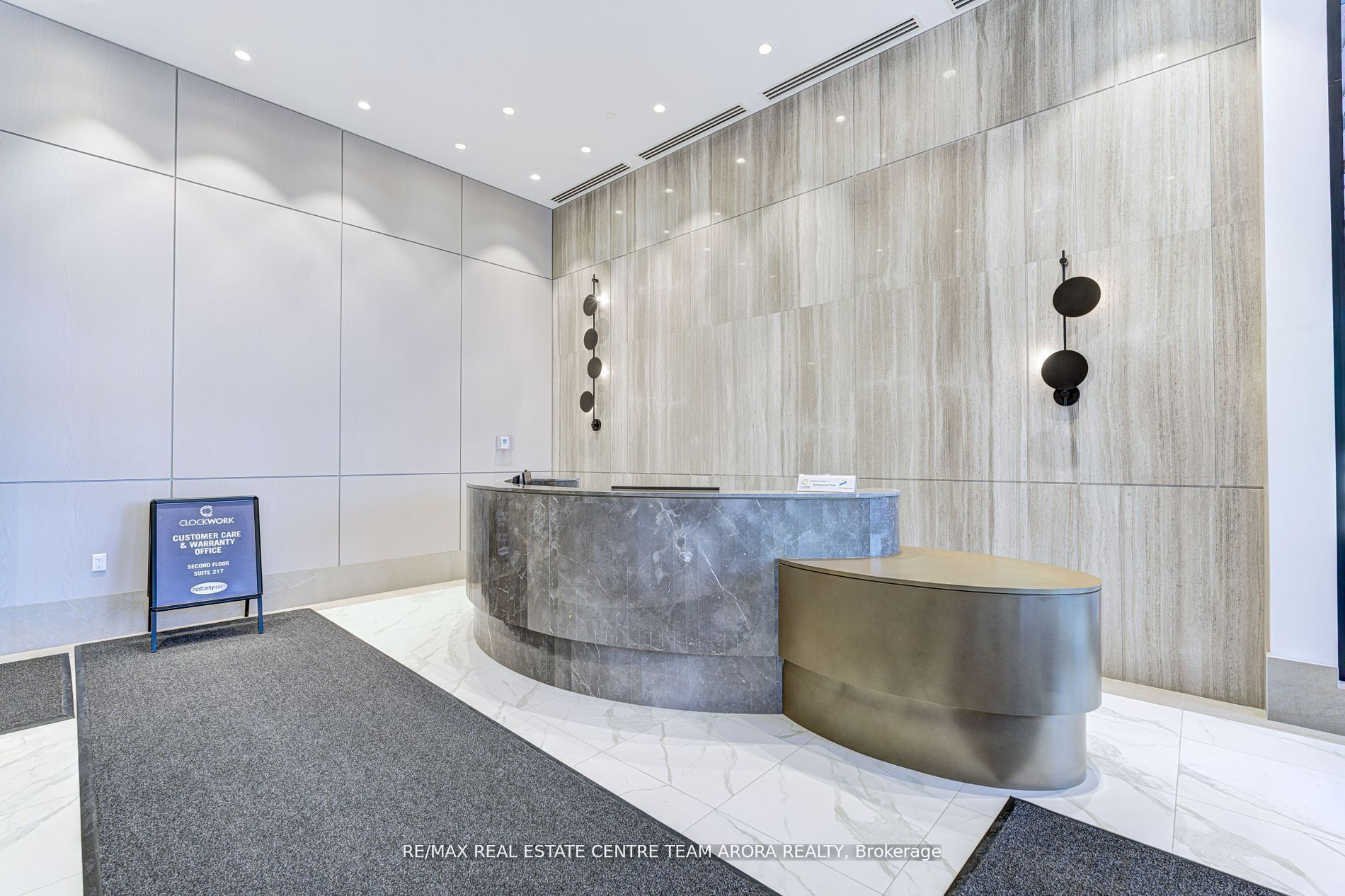 1415 Dundas Street E, #415
