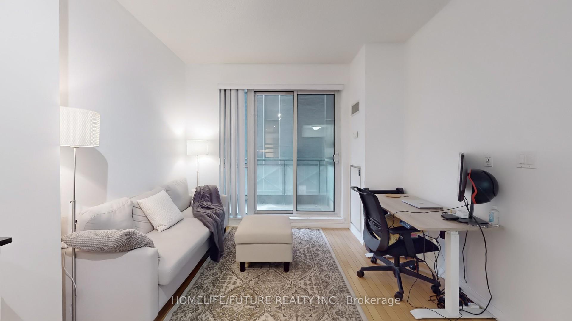 1 Bedroom Condo at 35 Hayden, Toronto For sale