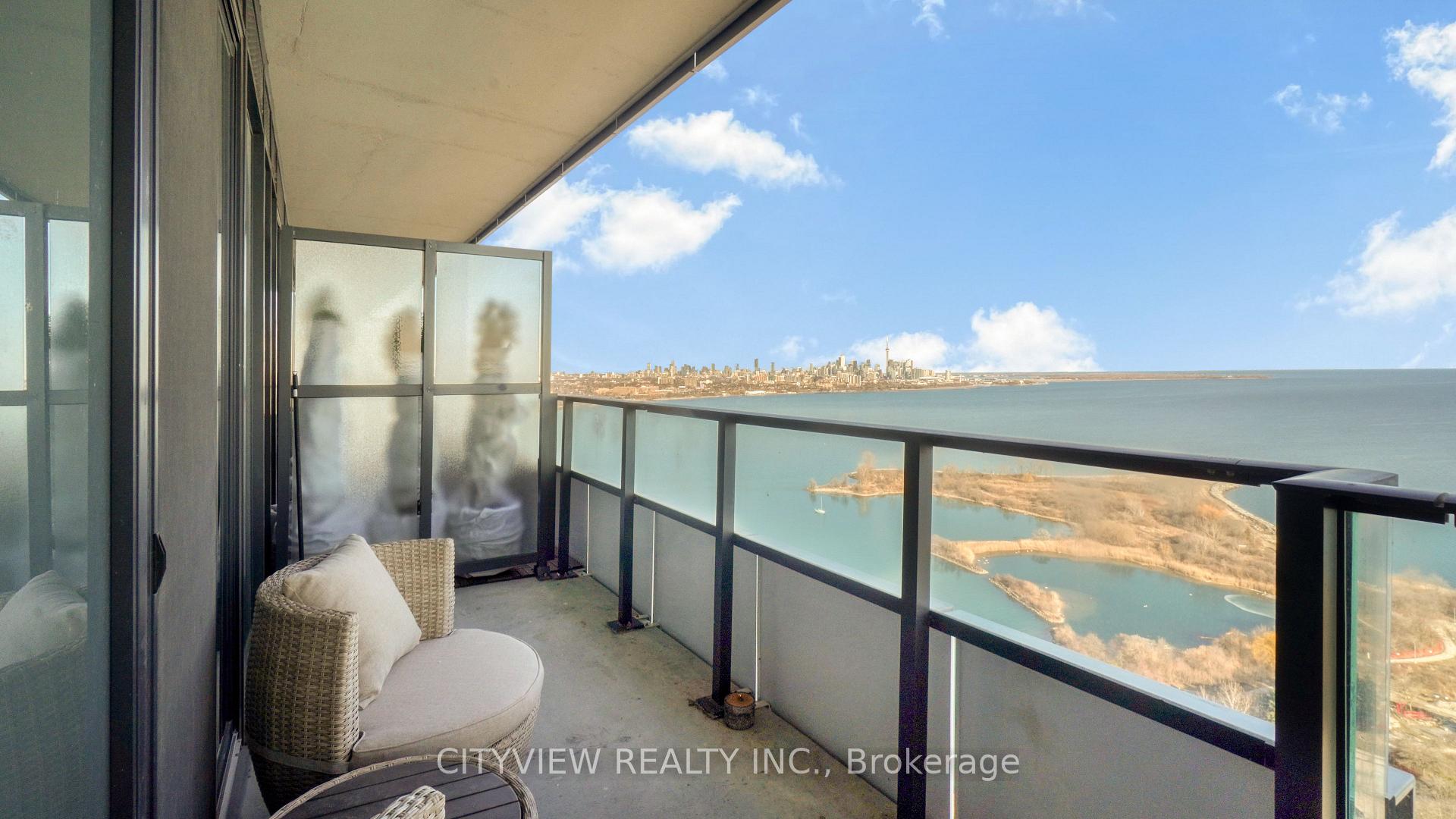 2 Bedrooms Condo at 20 Shore Breeze, Toronto For sale