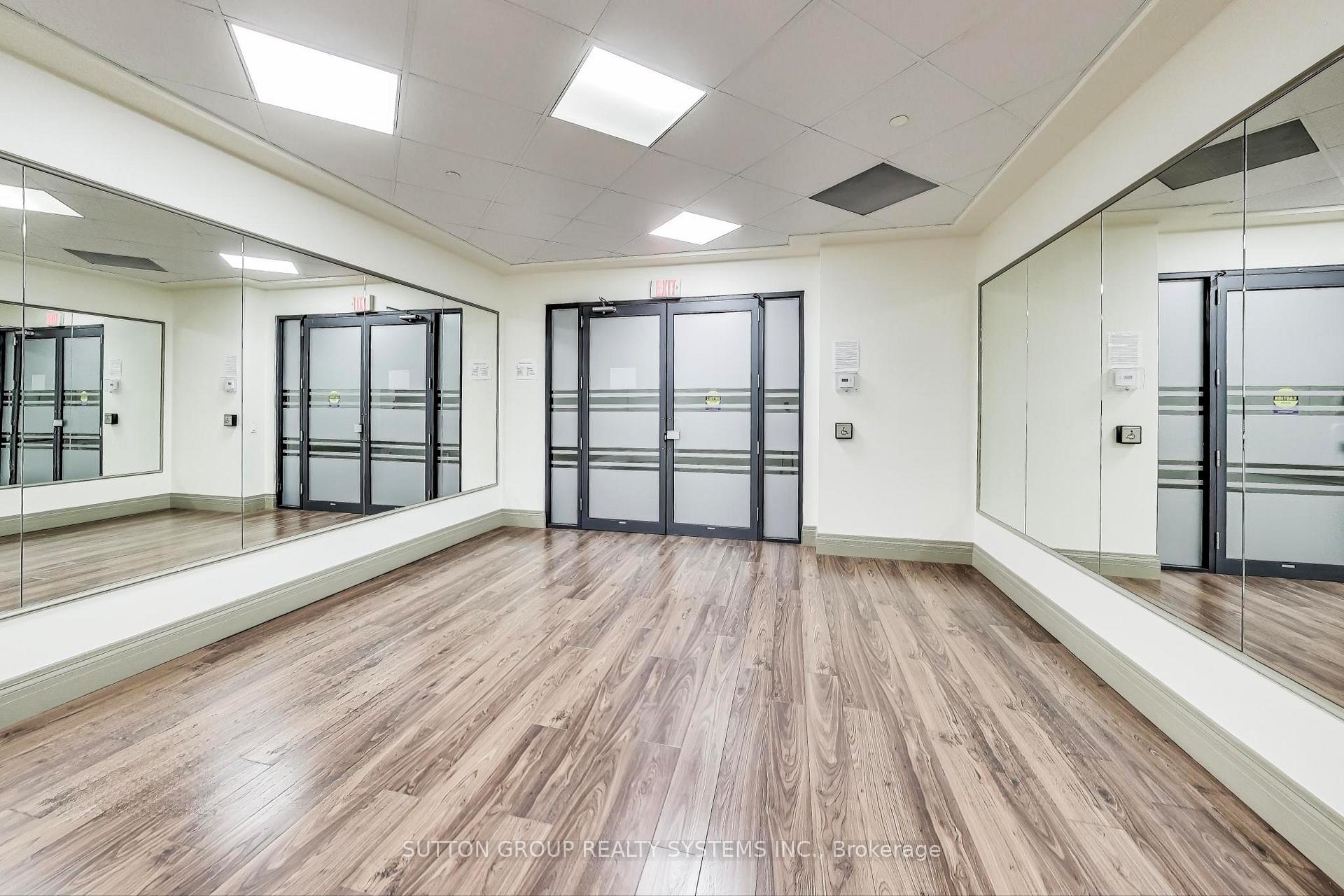 1 Bedroom Condo at 60 Heintzman, Toronto For sale