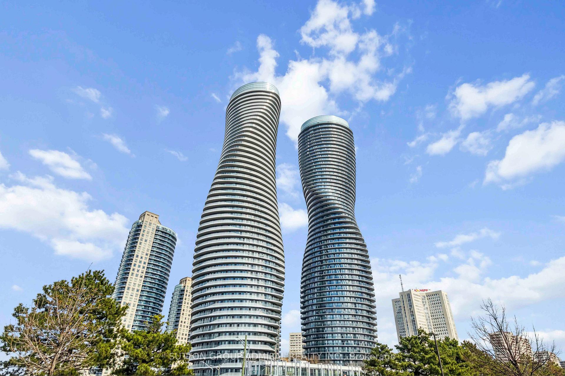 1 Bedroom Condo at 50 Absolute, Mississauga For sale