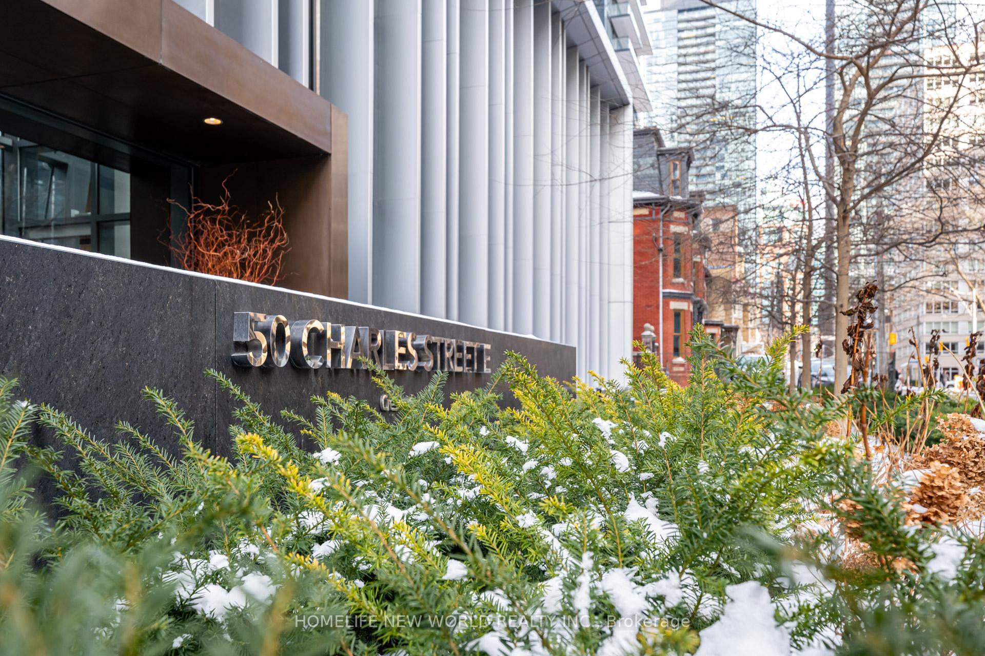 1 Bedroom Condo at 50 Charles, Toronto For sale