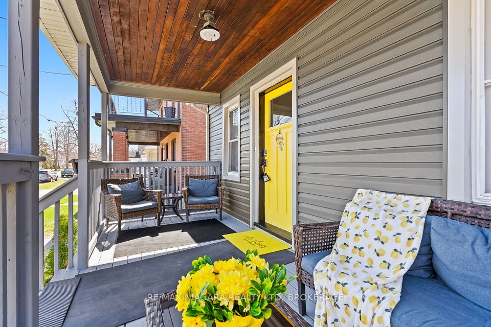 45 St. Peter Street, St. Catharines, ON L2T 1P1
