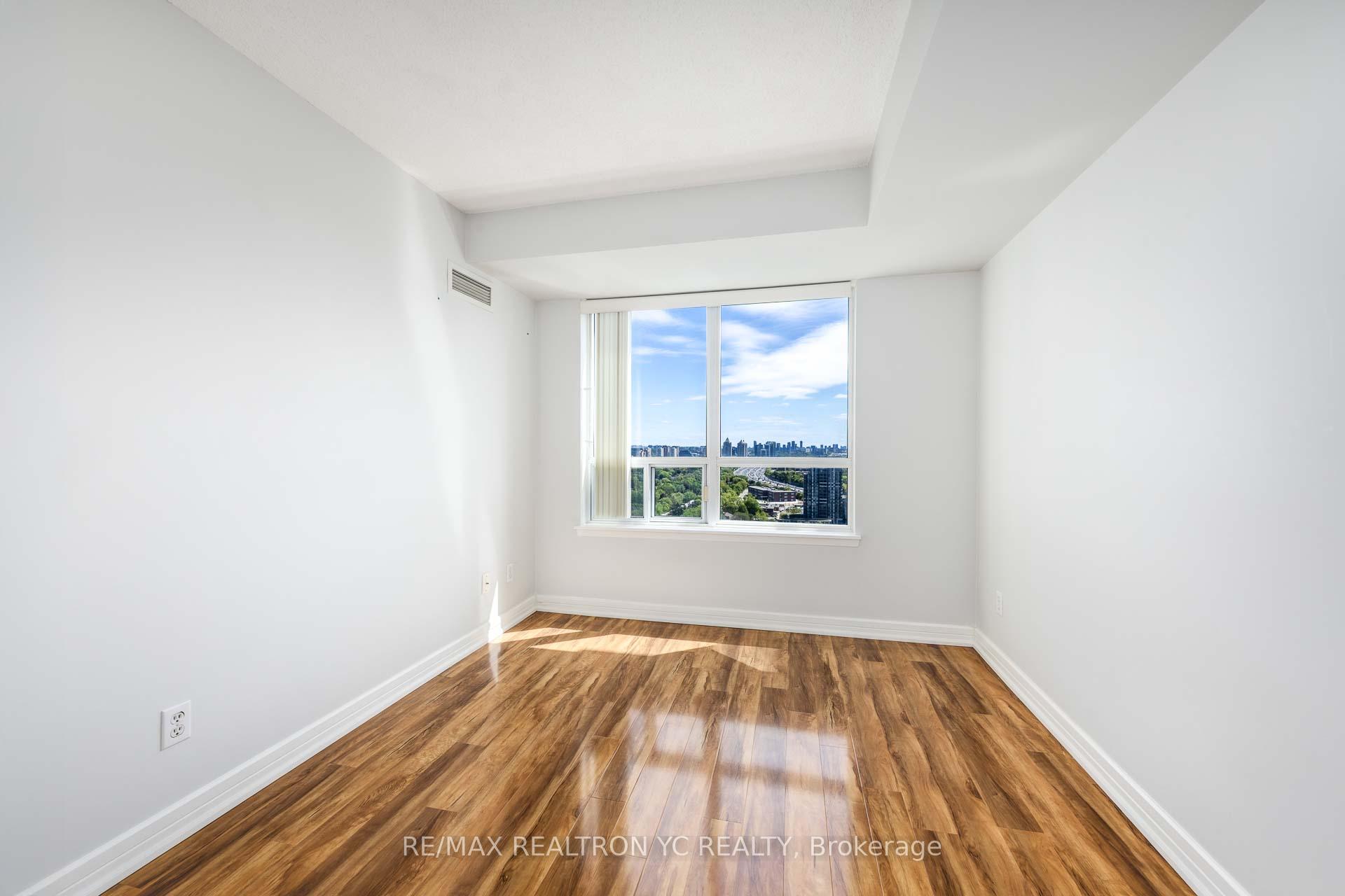 1 Bedroom Condo at 18 Harrison Garden, Toronto For sale