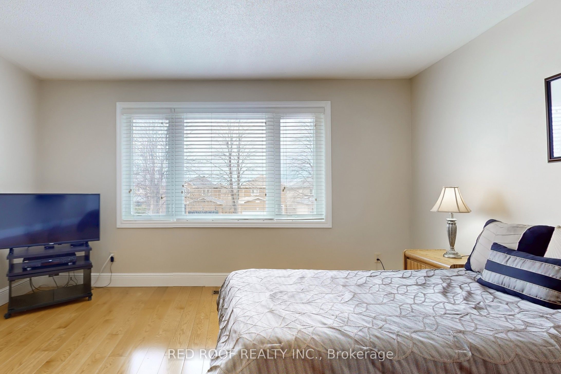 19 Glenbury Drive, Vaughan, ON L4J 7X5