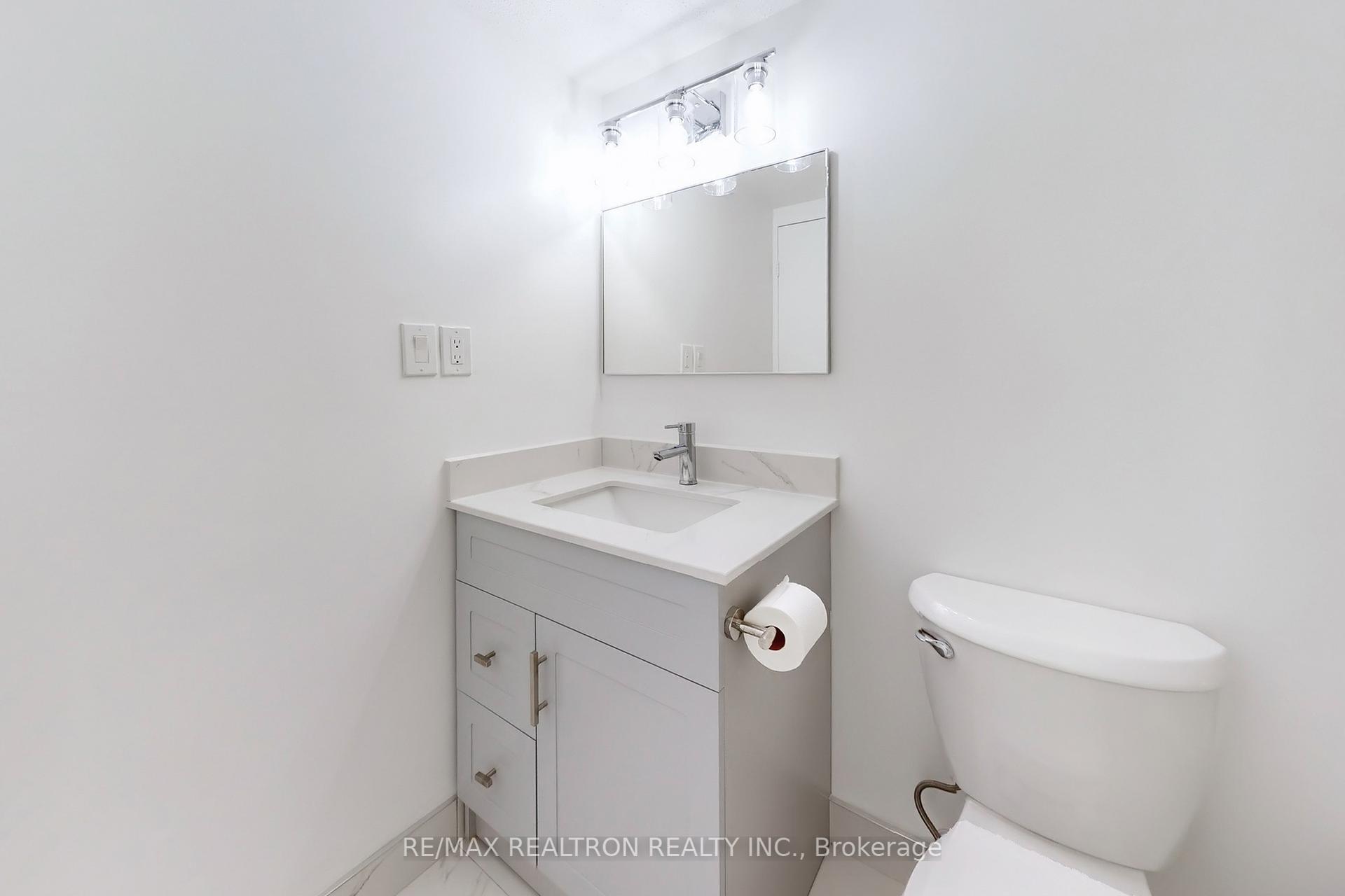 3 Bedrooms Condo at 1 Massey, Toronto For sale
