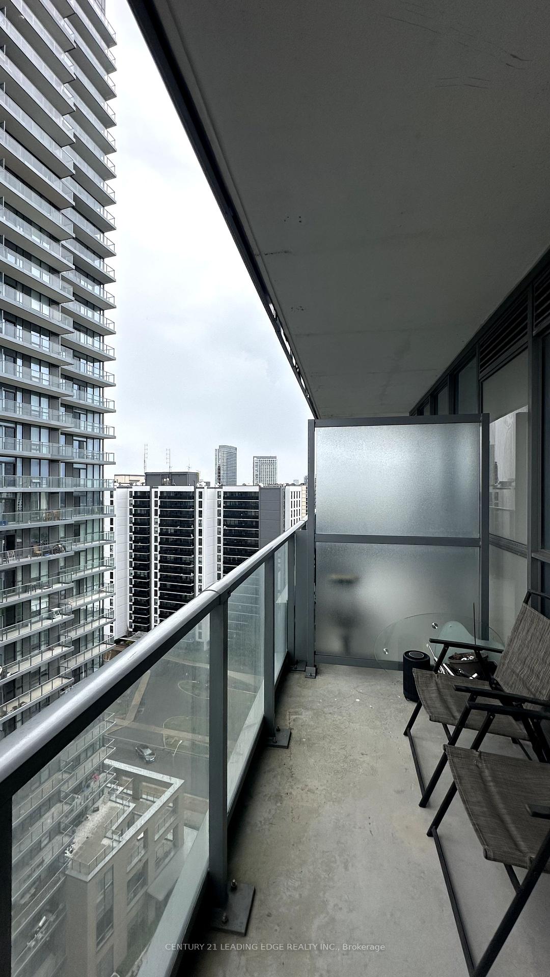 2 Bedrooms Condo at 50 FOREST MANOR,  Toronto For sale