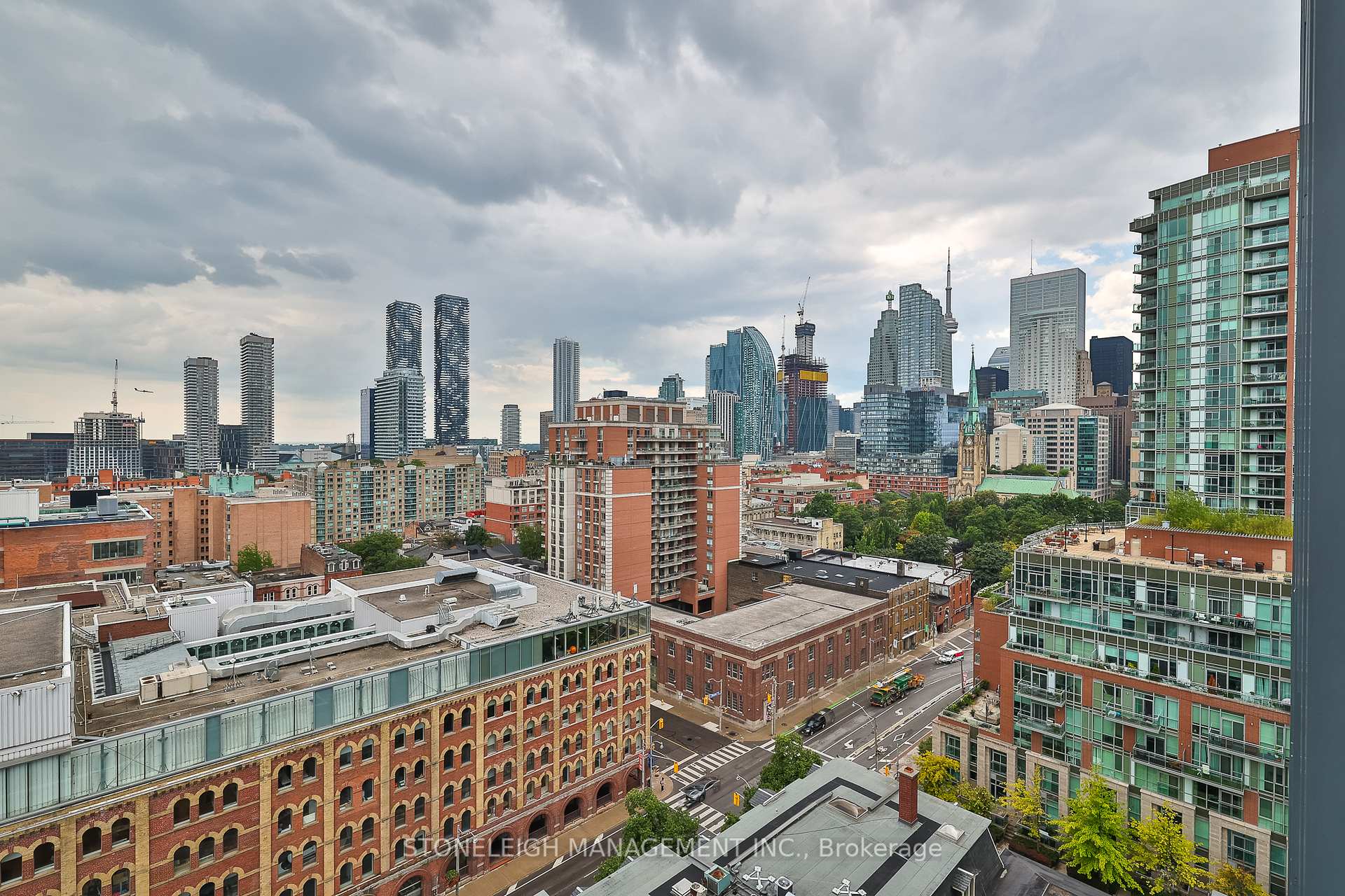 2 Bedrooms Condo at 105 George,  Toronto For sale