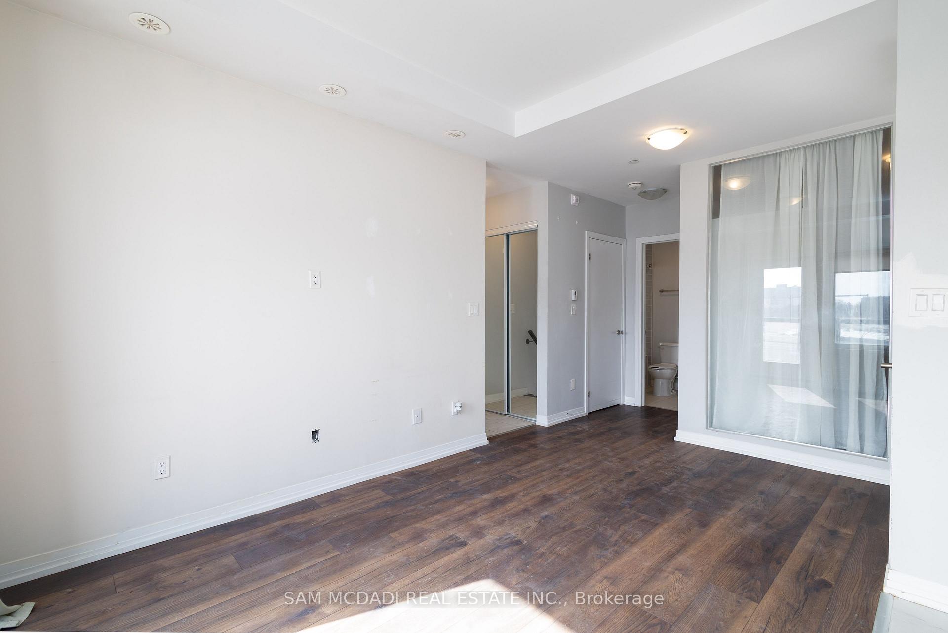 1 Bedroom Condo at 402 The East Mall,  Toronto For sale