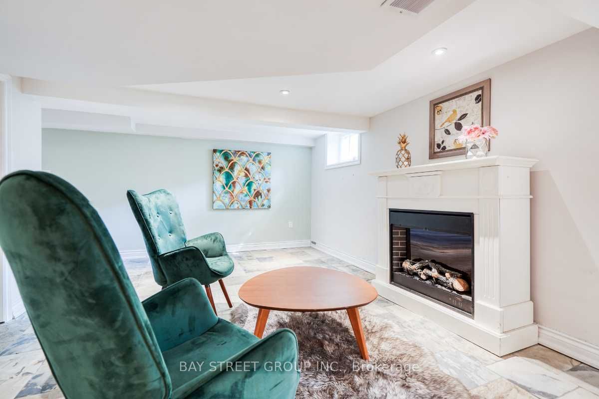 115 Crosby Avenue
