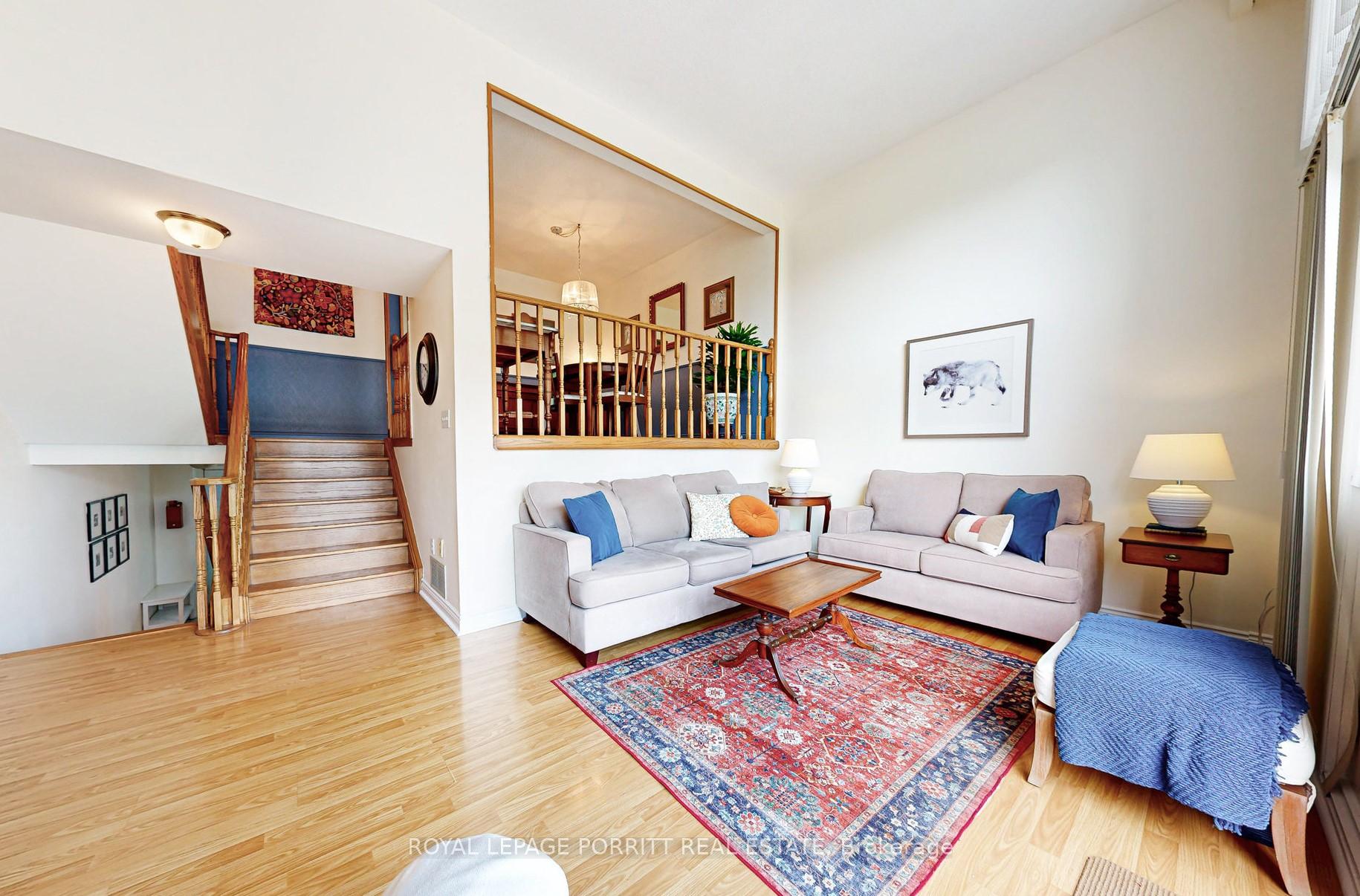 3 Bedrooms Condo at 3395 Cliff, Mississauga For sale
