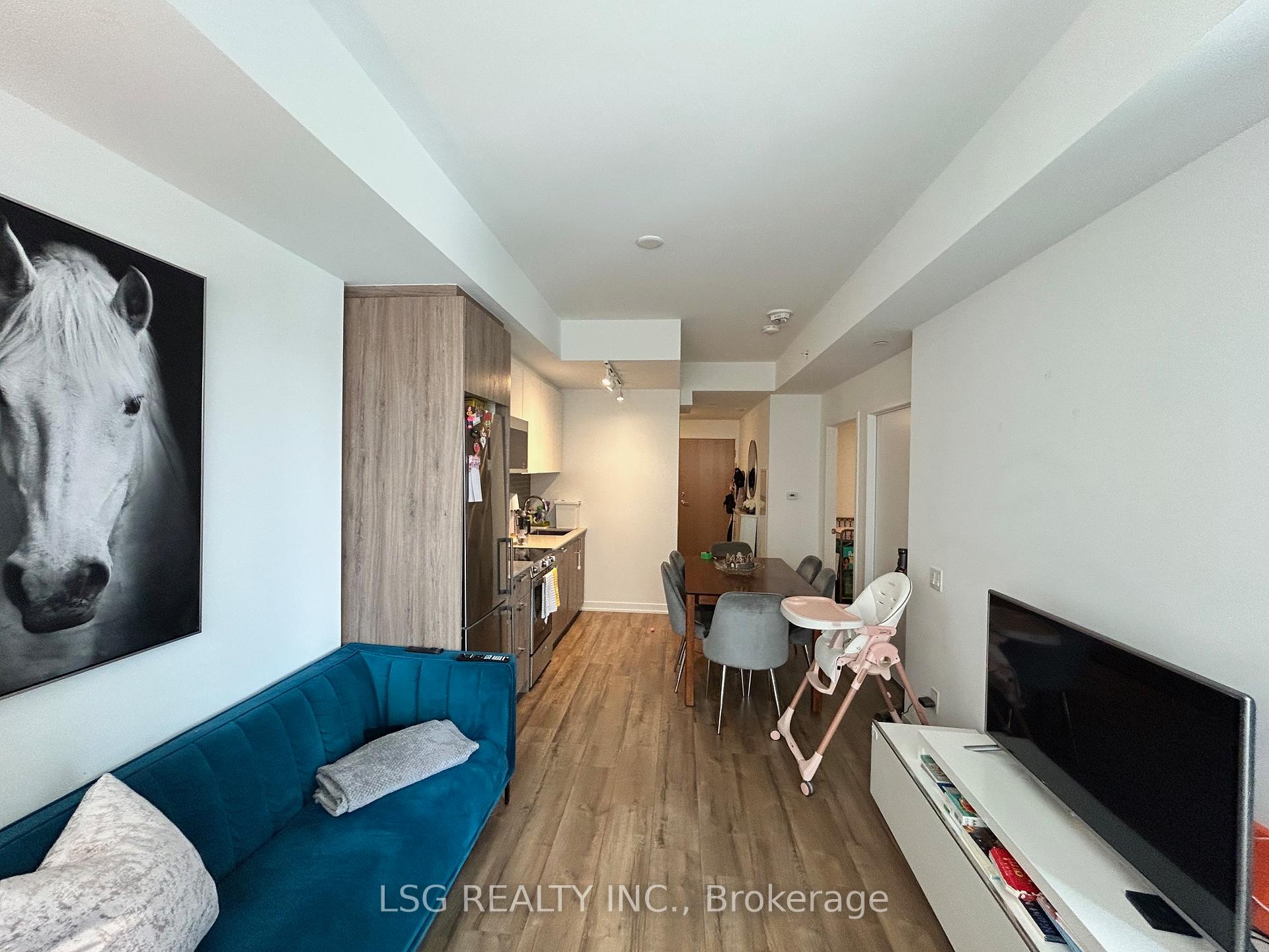 2 Bedrooms Condo at 1787 St Clair, Toronto For sale