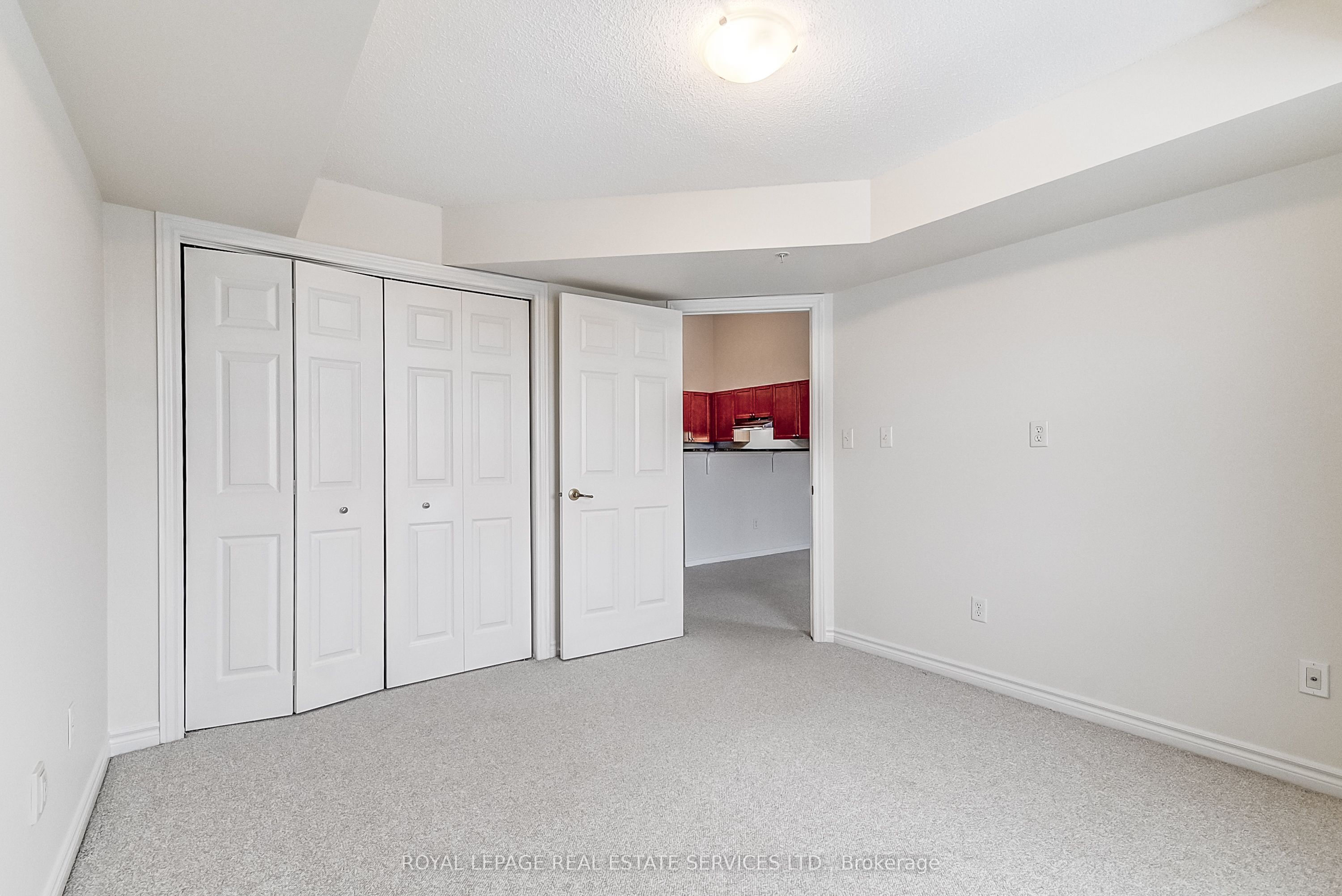 1483 Maple Avenue, #409
