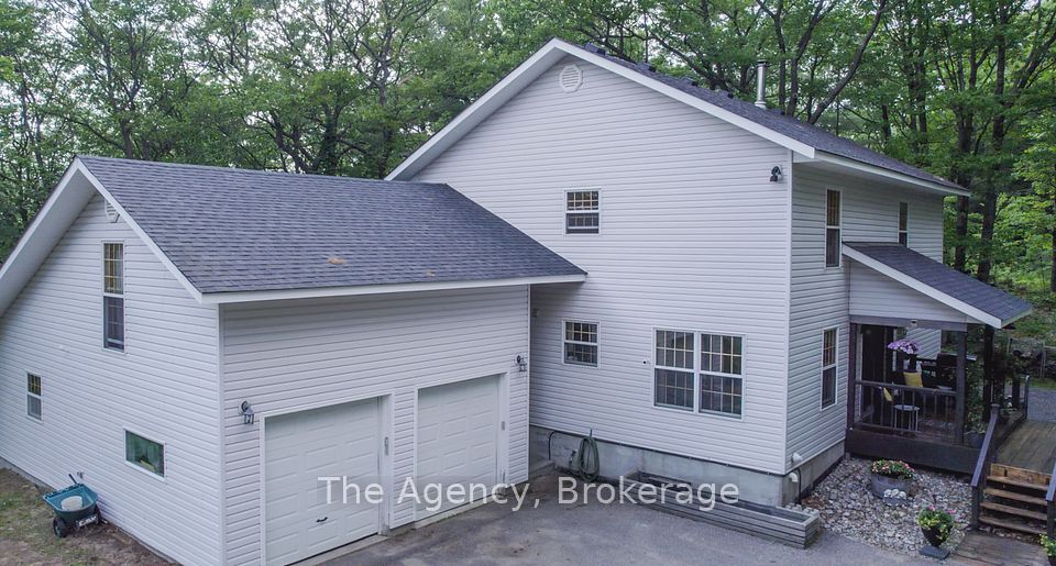 1411 Cedar