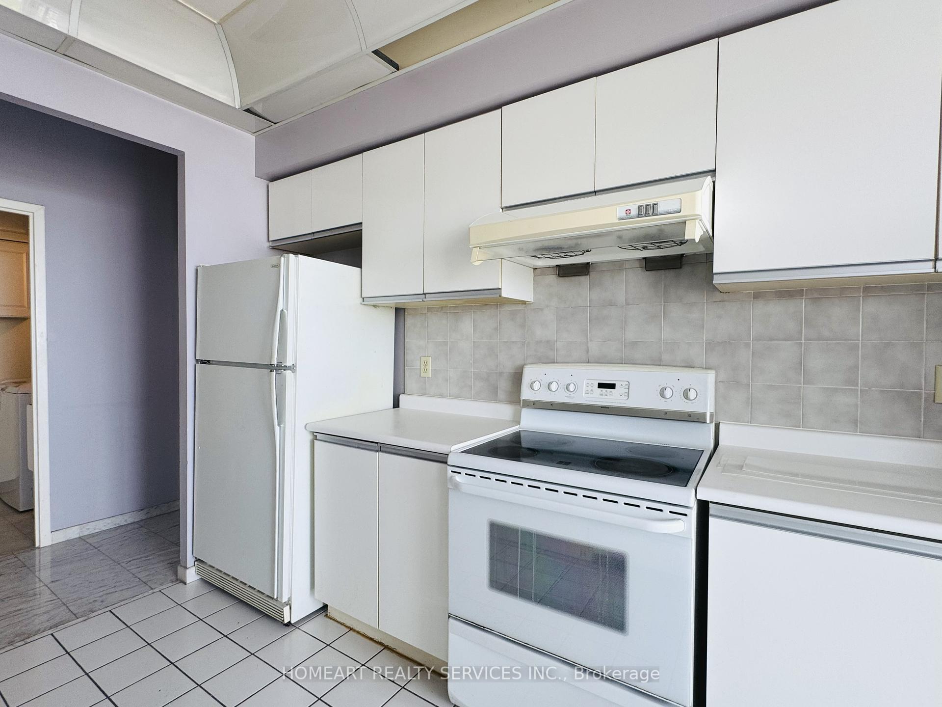 2 Bedrooms Condo at 4725 Sheppard, Toronto For sale