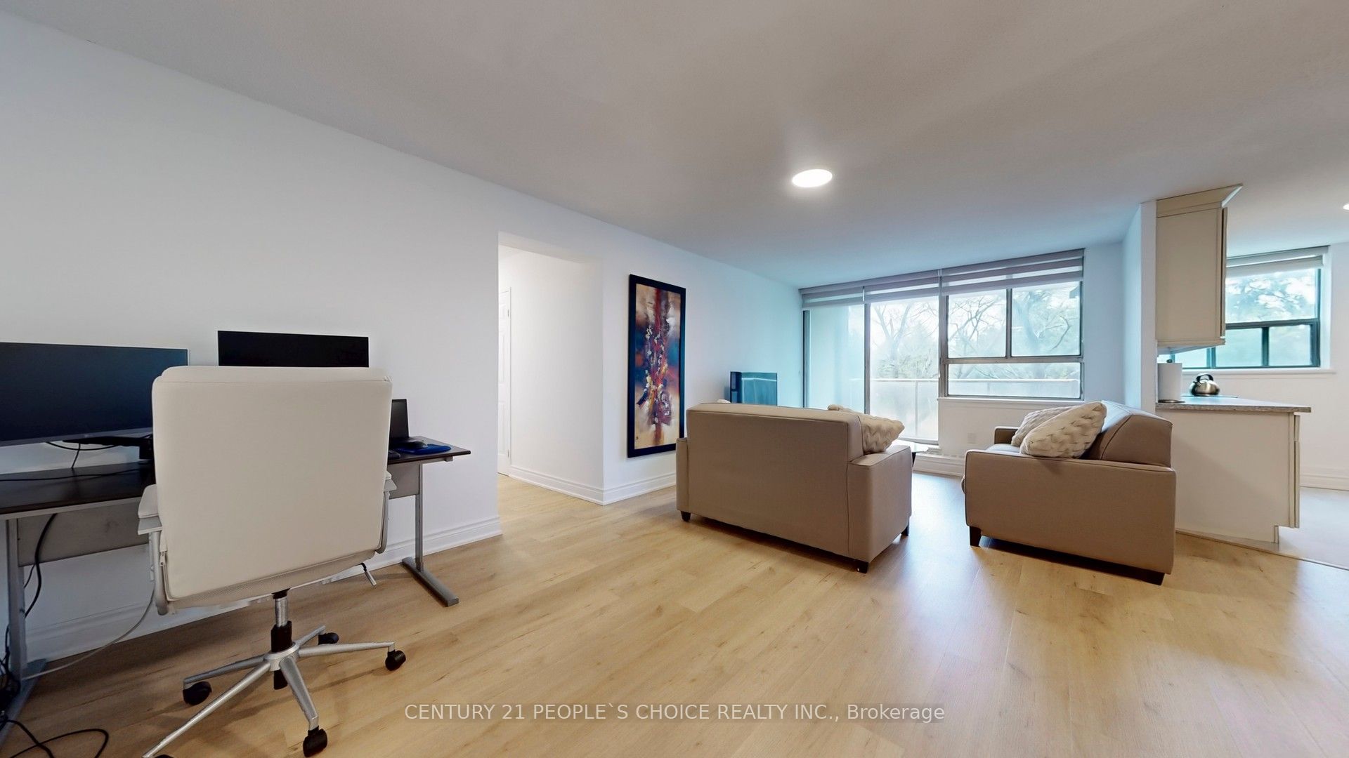 100 Wingarden Court, #216