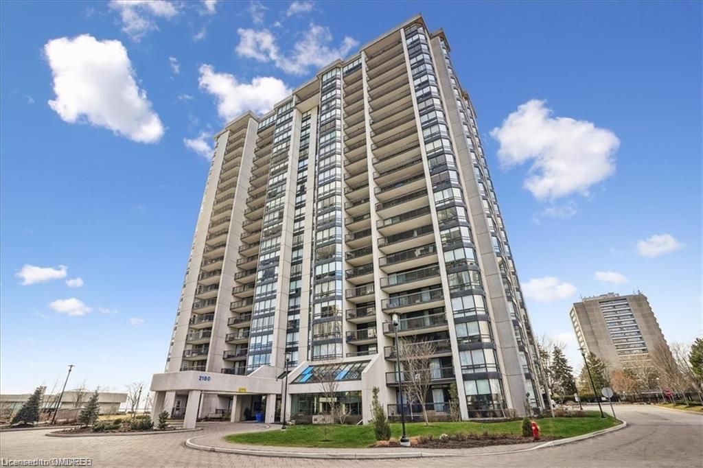 2180 MARINE Drive Unit# 1704 Oakville Ontario L6L 5V2