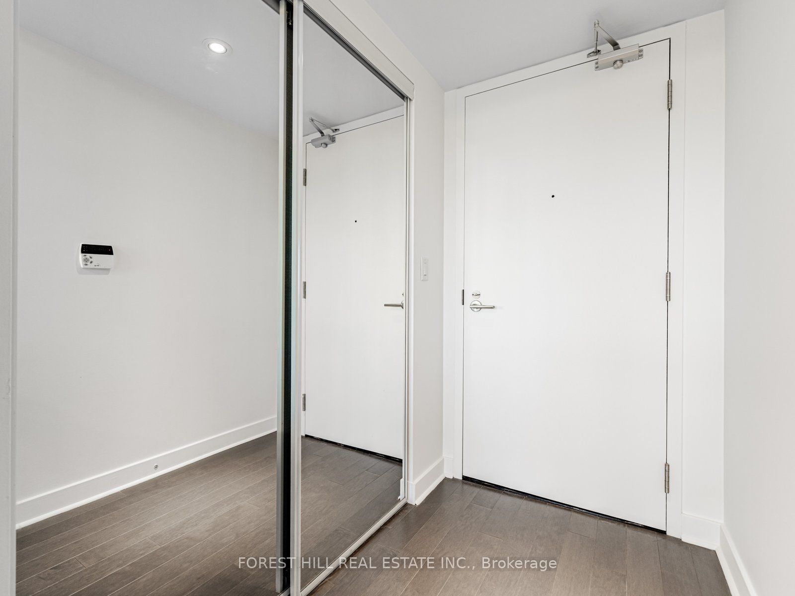 58 Orchard View Boulevard, #510