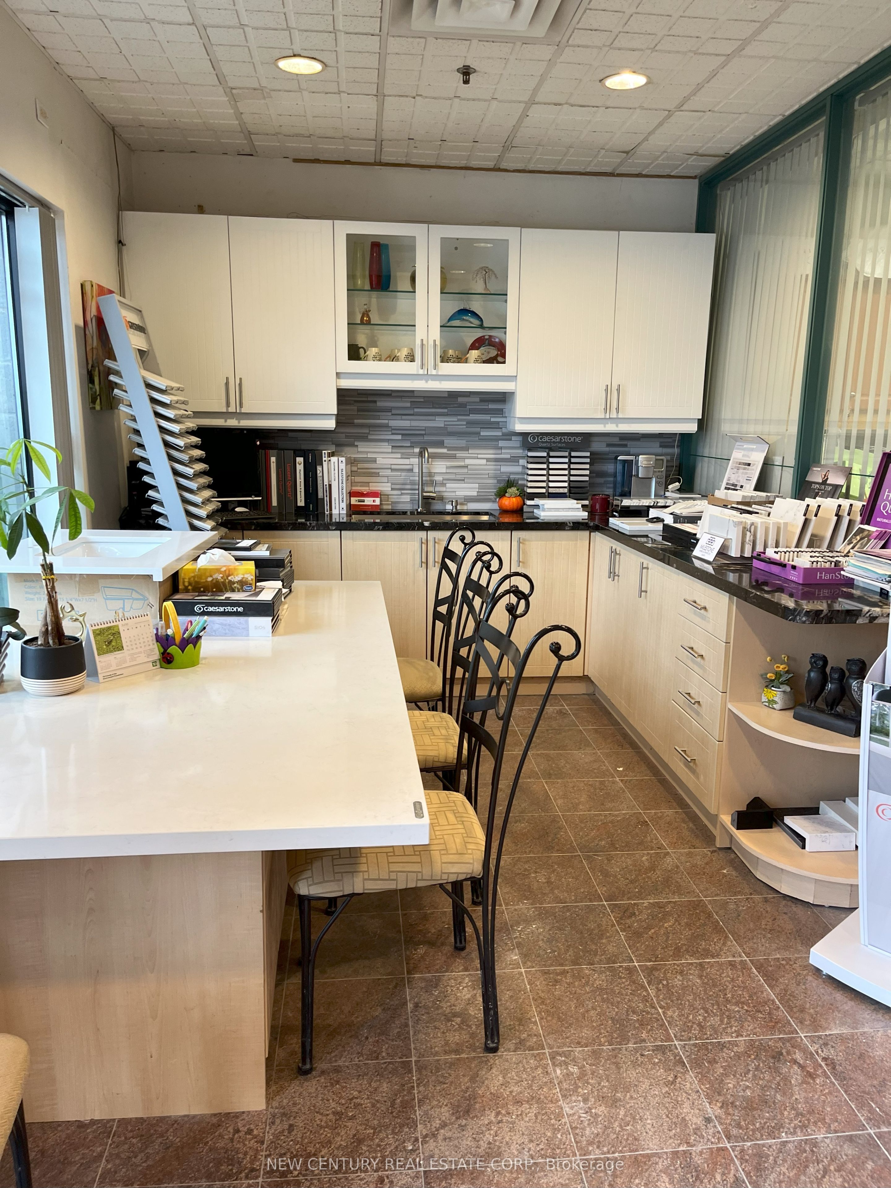 328 Passmore Avenue, #1