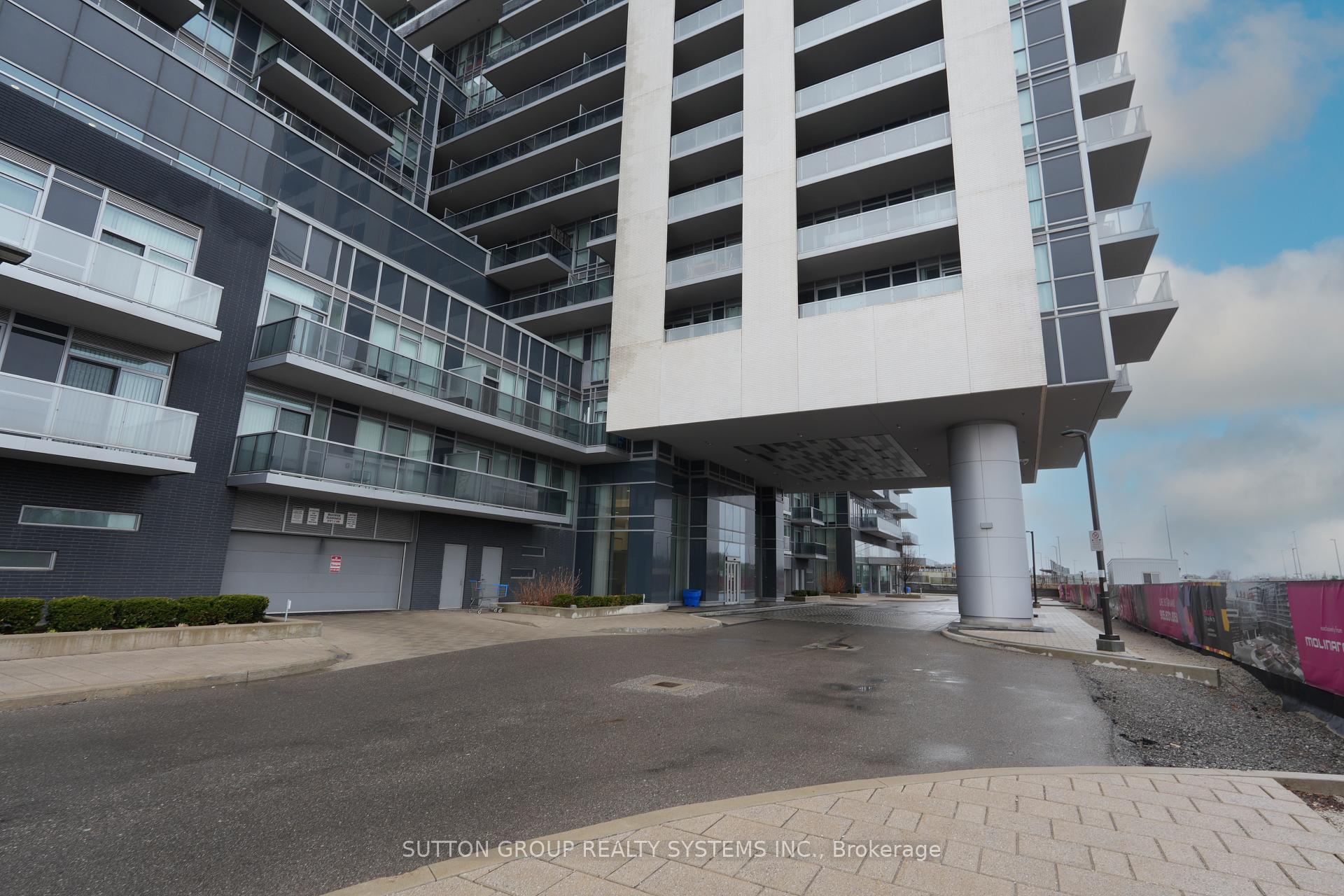 1 Bedroom Condo at 2087 Fairview, Burlington For sale