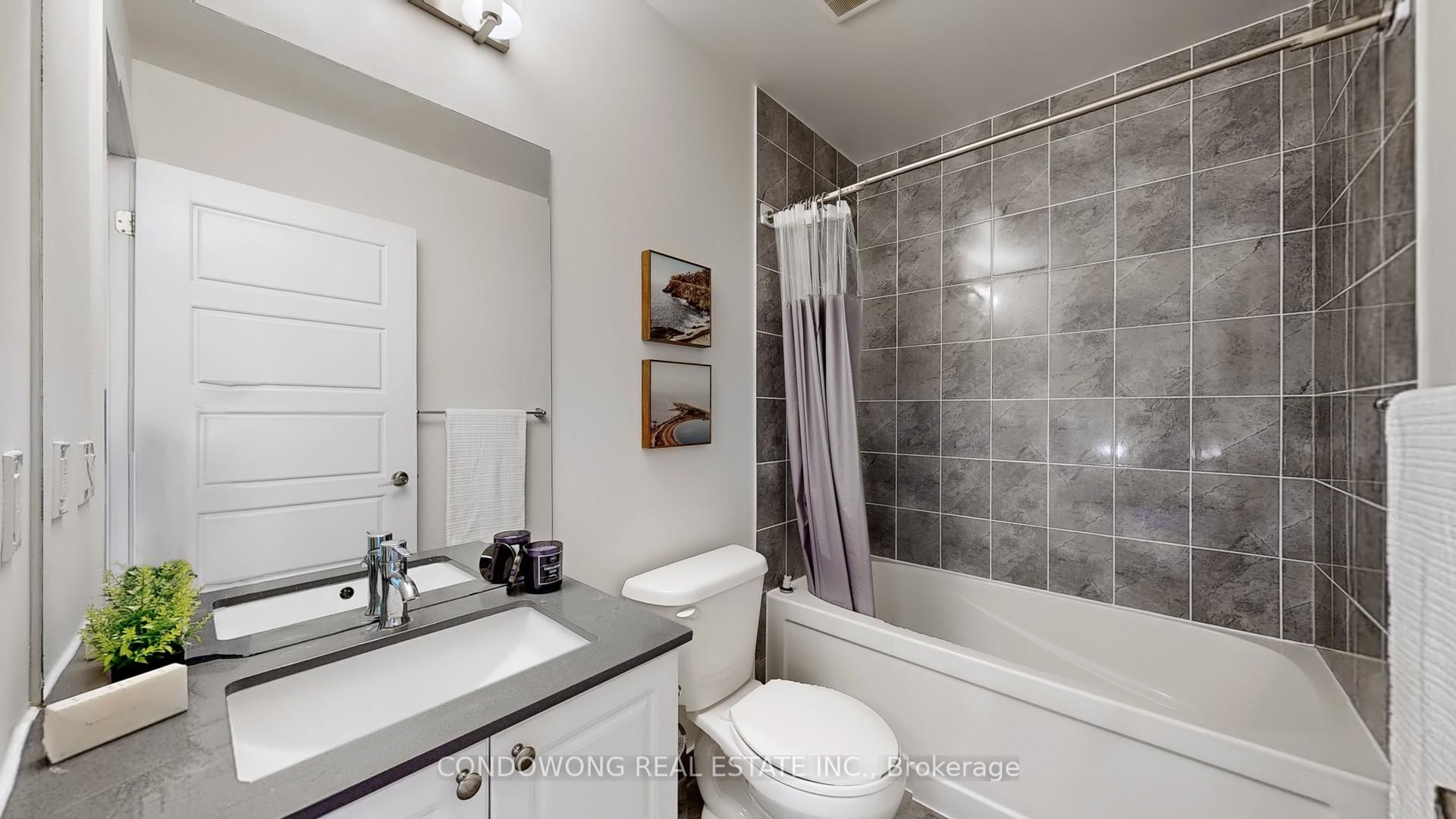 1 Bedroom Condo at 7 Kenaston, Toronto For sale