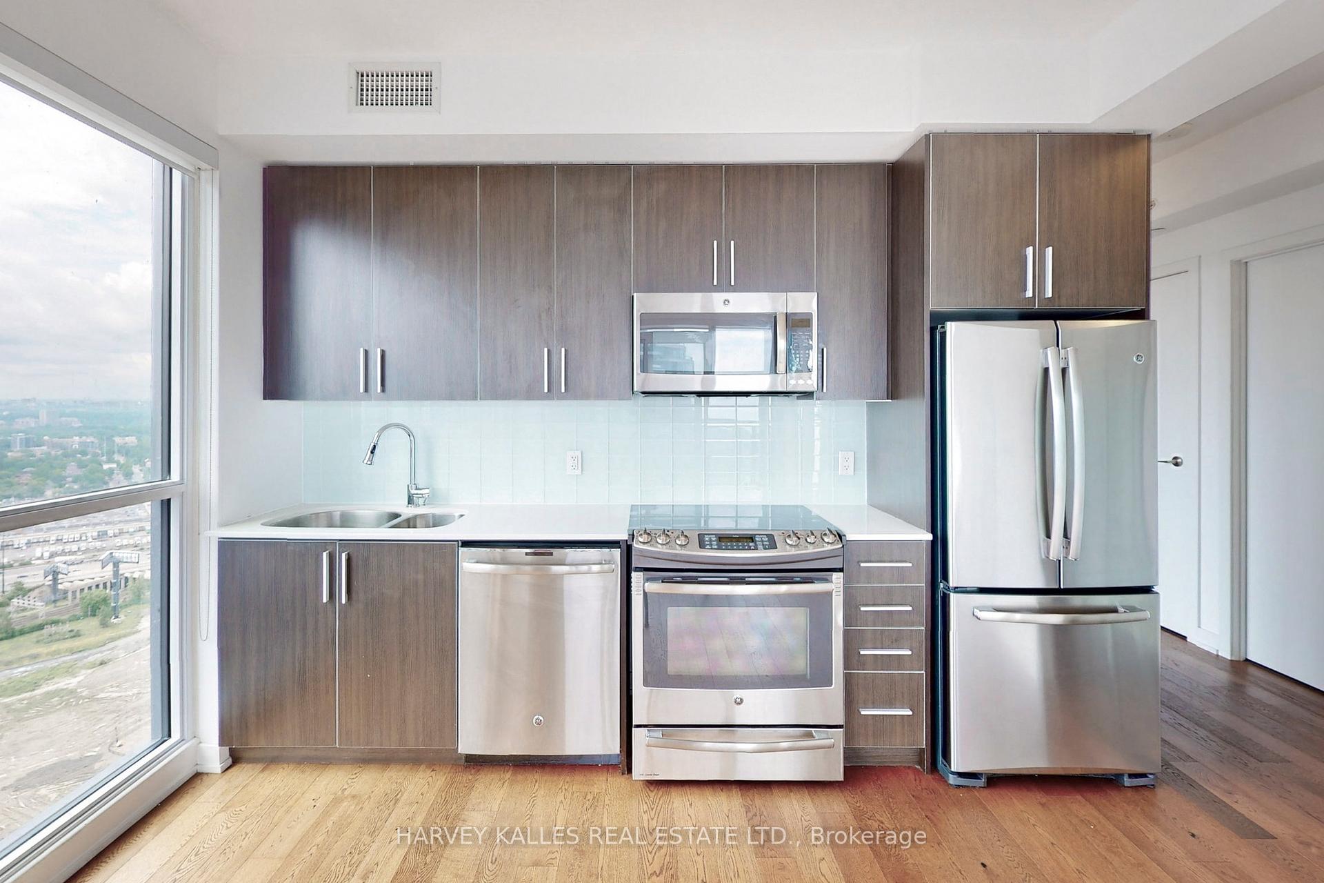 2 Bedrooms Condo at 2200 Lake Shore, Toronto For sale