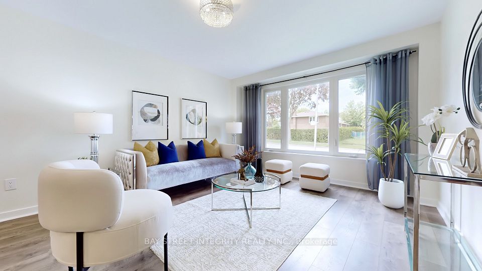 6 Queenscourt Drive