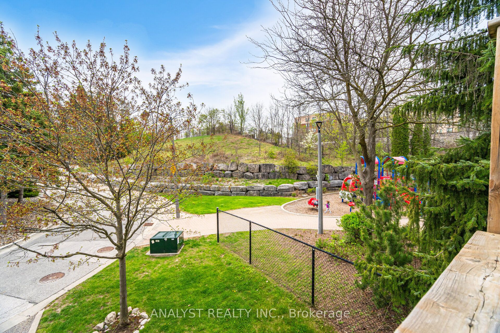 219 Woodbridge Avenue, #1