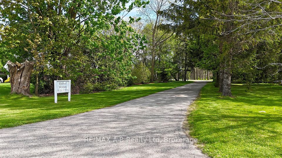 138 Huron Road, Perth South, ON N0K 1X0
